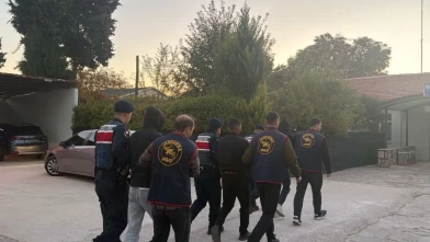 Denizli'de JASAT'tan nefes kesen dolandırıcılık operasyonu! Kaçamadılar
