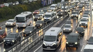 Büyükçekmece’de D-100, belli saatlerde trafiğe kapatılacak