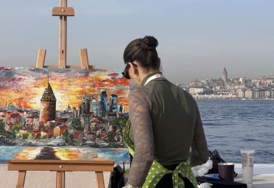 Öğretmenler Kız Kulesi’nden İstanbul’u tuvaline taşıdılar