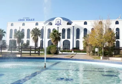 İstanbul Lider Koleji öğrencilerine Avrupa’da sınavsız üniversite fırsatı