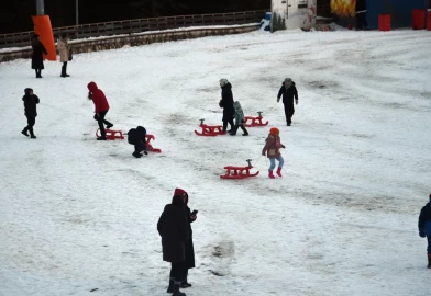Ilgaz Dağı’nda kış sezonu başladı: Kızak pistleri ziyaretçilere açıldı