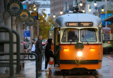 Atmosferik nehir fırtınası San Francisco’yu vurdu: Günlük hayat durdu