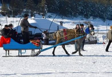 Kış turizminin gözdesi Sarıkamış’ta sezon açıldı, eğlence başladı