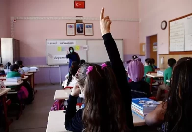 Sömestr tatili ne zaman sona erecek? Okulların açılacağı tarih açıklandı