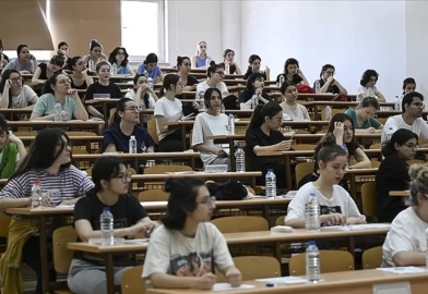 Üniversite adayları dikkat! 2026 YKS oturum tarihleri açıklandı