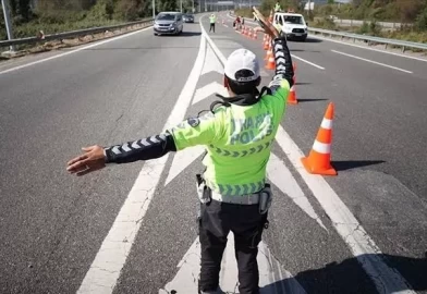 İstanbul’da bazı yollar trafiğe kapatıldı