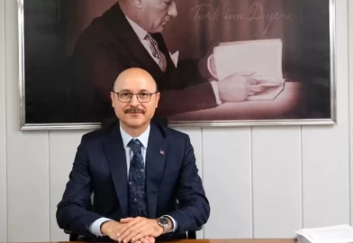 Talip Geylan’dan MEB’e sert tepki: 'Faturayı öğretmene kesmek kabul edilemez'