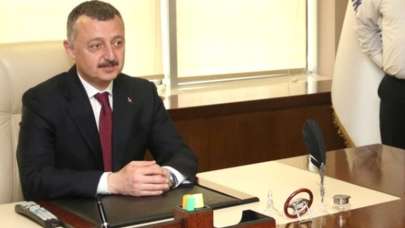 Başkan, ilk sözünü tutup numarasını paylaştı