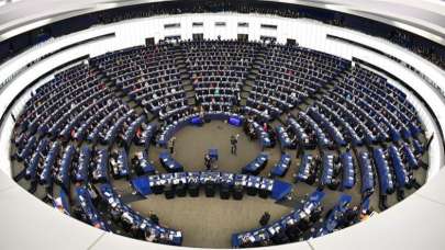 AP'den Brexit sonrası vizesiz seyahate onay