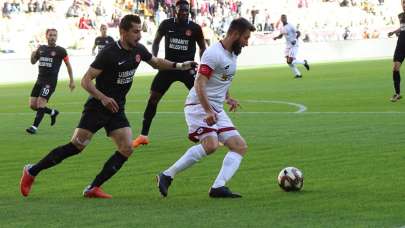 Elazığ'da puanlar paylaşıldı