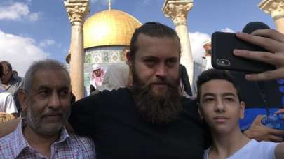 Akın ettiler! Mescid-i Aksa'da Diriliş izdihamı