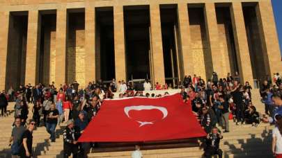 Toroslar'dan Anıtkabir'e kadar pedal çevirdiler