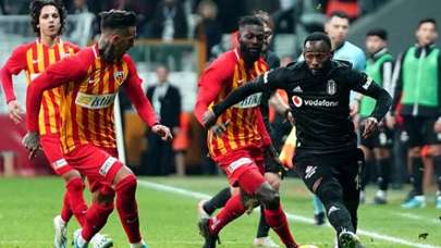 Maçın ardından ayrıldığını açıkladı!