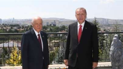 Erdoğan, Bahçeli'nin doğum gününü kutladı