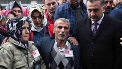 Şehit babasının sözleri ağlattı