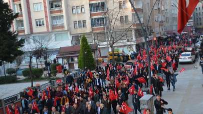 Fatsa 5 bin kişi şehitler için yürüdü