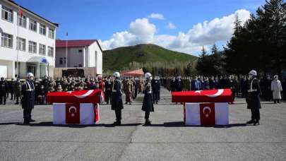 Bitlis'te şehit olan iki askerimiz için tören düzenlendi