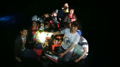 Göçmenleri Sahil Güvenlik unsurları kurtardı