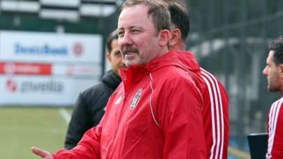 Gidecek isimleri belirledi