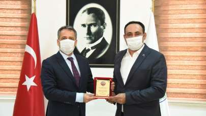 Toroslar Belediyesinin vefa destek grubu ekibine başarı belgesi