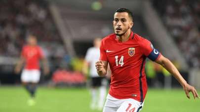 Galatasaray'a transfer olduğunu açıkladı