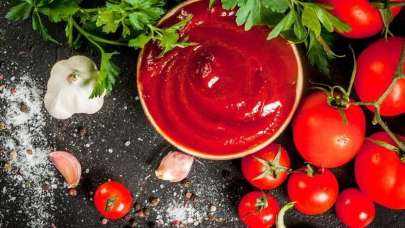 Yaz domatesleriyle kışlık salçanızı kolaylıkla yapabilirsiniz