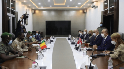 Dışişleri Bakanı Çavuşoğlu: Türkiye her zaman Mali halkının yanındadır