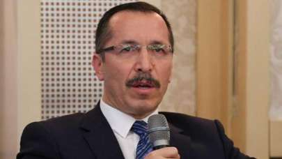 O rektör görevden alındı
