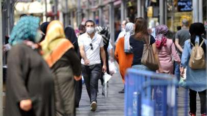 Bu illerimizde sokakta sigara içmek yasaklandı