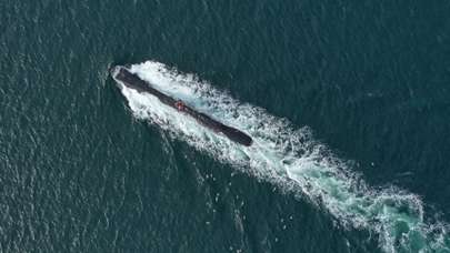 Türk denizaltısı İstanbul Boğazı'ndan böyle geçti