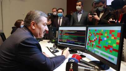 Bakan Koca sağlık çalışanlarına seslendi