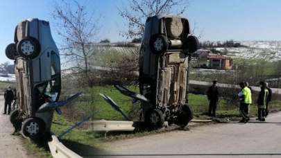 Akılalmaz kaza! Otomobil dik durdu