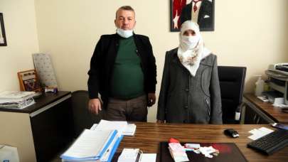 Yerde buldu, sahibine teslim etti