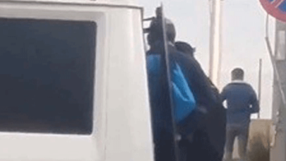 Korona salgını yokmuş gibi pes dedirtti! Minibüsten 28 kişi çıktı