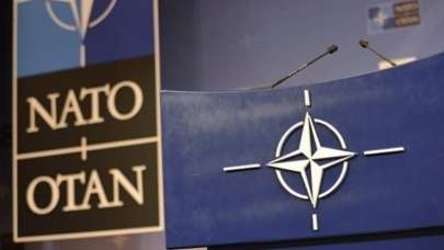 ABD ve NATO Afganistan'dan 'resmen' çekiliyor