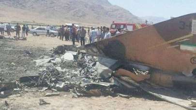 Komşuda savaş uçağı düştü