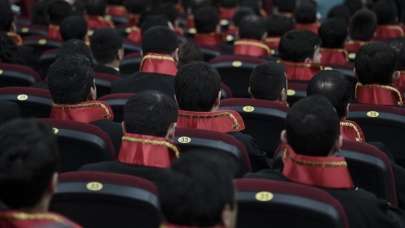 Adalet Bakanı Gül: Yıl sonunda 1000 hakim ve savcı alınacak