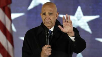 Trump'ın yemin töreni komitesi başkanı ajanlıkla suçlandı