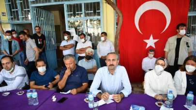 Bakan Gül: Yanan alanlara tek bir çivi çakılmasına izin vermeyeceğiz