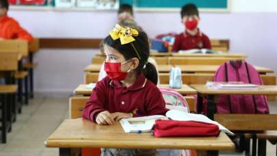 Ortaokul ve liselerde karantina süresi kaç gün? Okullarda karantinada yeni kural