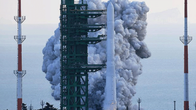 O ülke ilk yerli roketi ‘Nuri’yi uzaya fırlattı