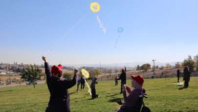 Talas’tan özel çocuklara uçurtma etkinliği