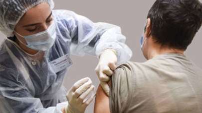 Avrupa ülkesinden yeni hamle! Aşı olmayanlara sokağa çıkma yasağı