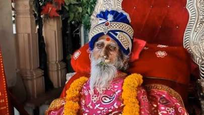 Bir insan yemeden içmeden nasıl yaşar?