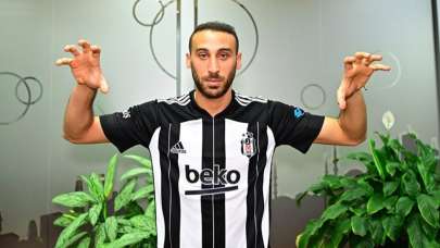 Cenk Tosun yeniden Beşiktaş'ta