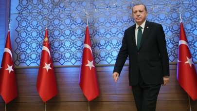 Cumhurbaşkanı Erdoğan'dan yeni yıl mesajı; Hizmet etmeyi 2022 yılında da sürdüreceğiz