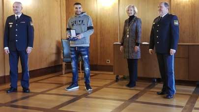 Almanya kahraman Türk'ü konuşuyor!