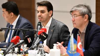 YTB'den Kazak öğrencilere moral ve dayanışma programı