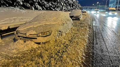 İstanbul Valisi Yerlikaya'dan park edilmiş özel araçlar için çağrı
