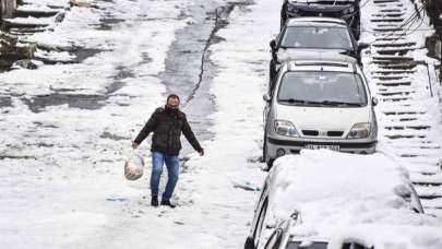 İstanbul'da karın etkileri sürüyor